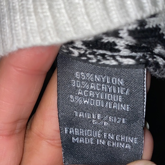 Sweater Vest - Picture 4 of 4